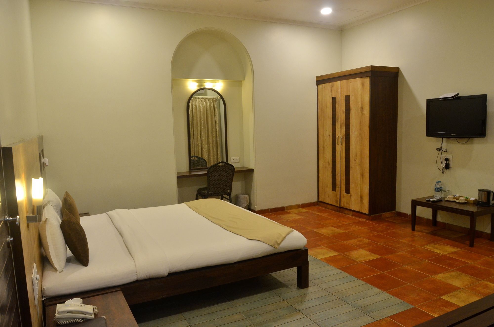 Zaras Resort Lonavala Exterior photo