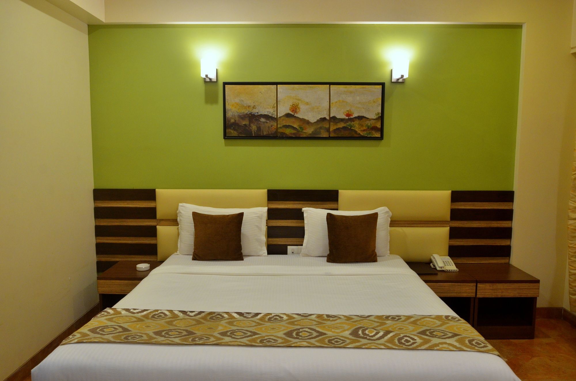 Zaras Resort Lonavala Exterior photo